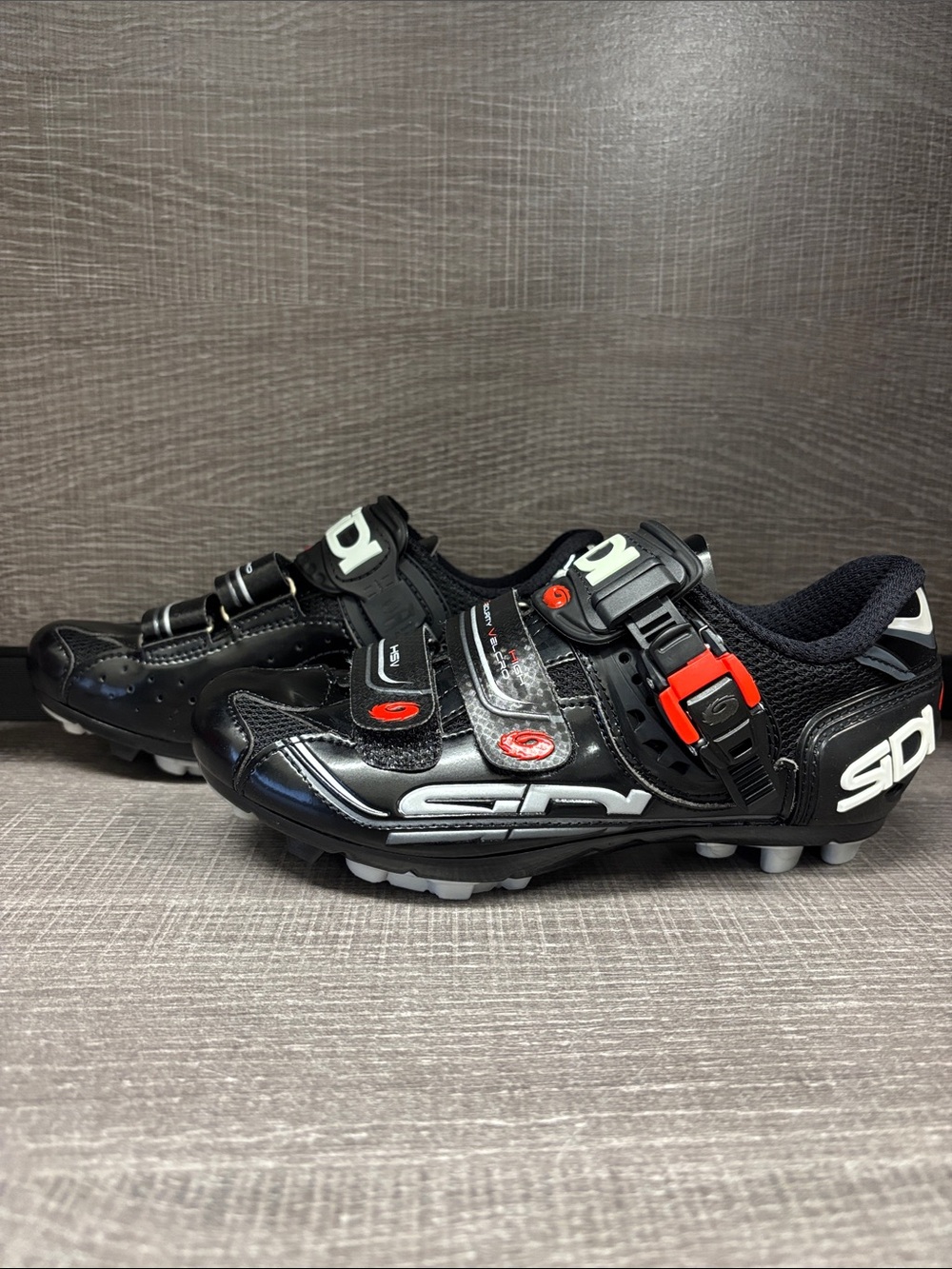 Women's Sidi Dominator 7 Mountain Bike Cycling Shoes (Black/Red) - US 6/EUR 37.5
